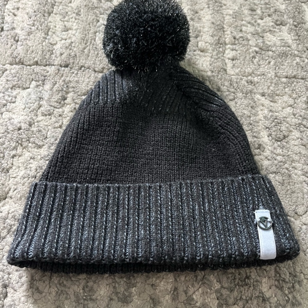 Ivivva Black Knit Pom-Pom Beanie Hat